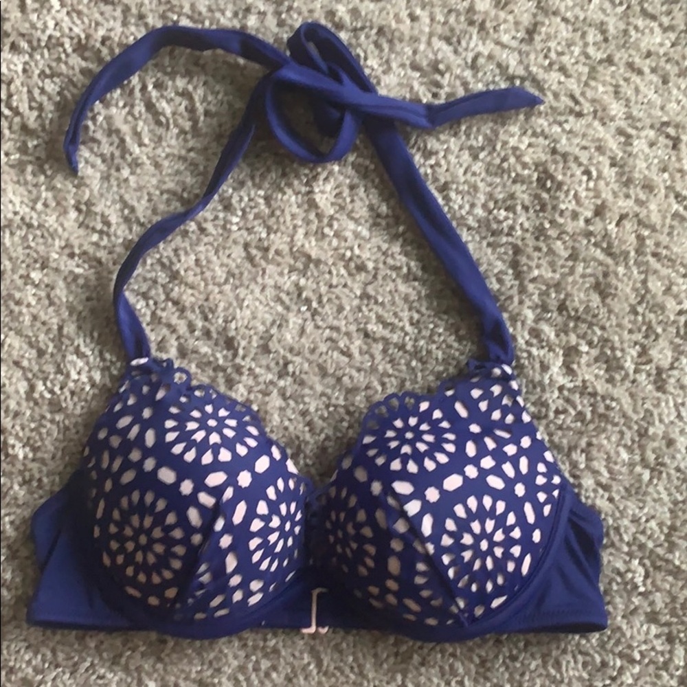 Shade & Shore swim top 34B